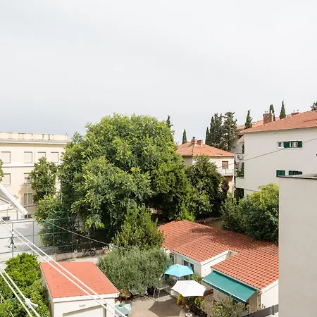 Marin-late Check In Available *