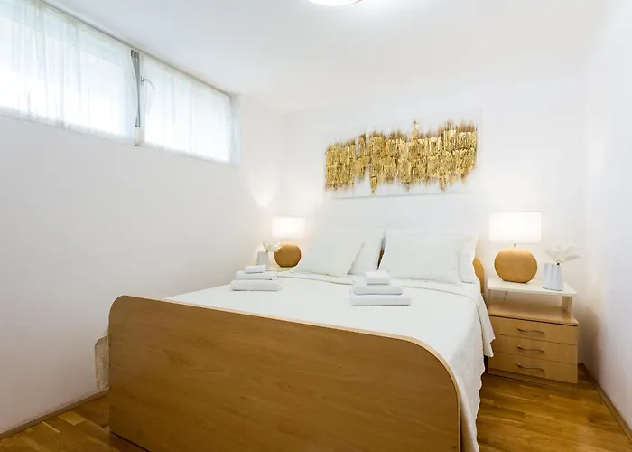 Marin-late Check In Available Apartman Split