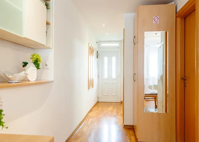 Marin-late Check In Available Appartamento