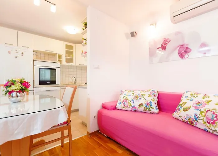 Marin-late Check In Available Apartman Split