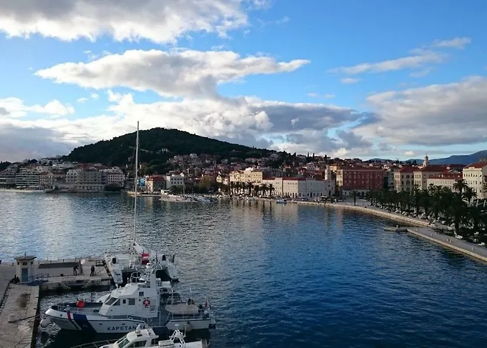 Marin-late Check In Available * Split