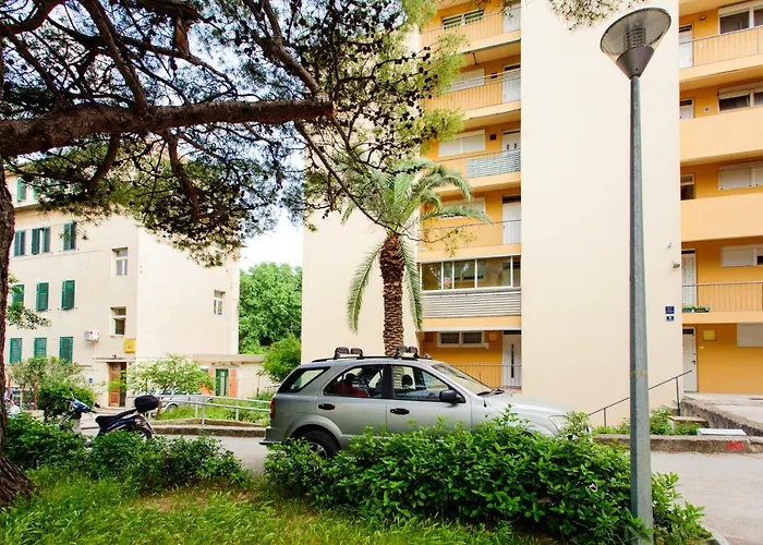 Marin-late Check In Available Apartman