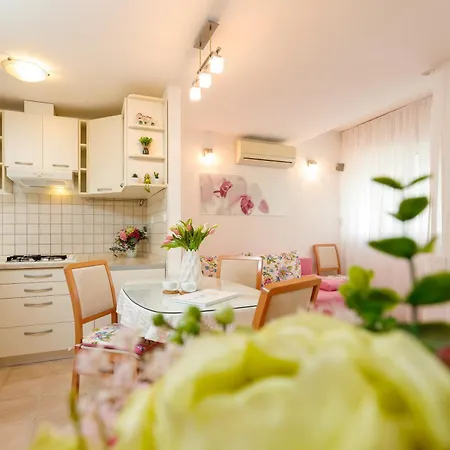 Lägenhet Marin-late Check In Available